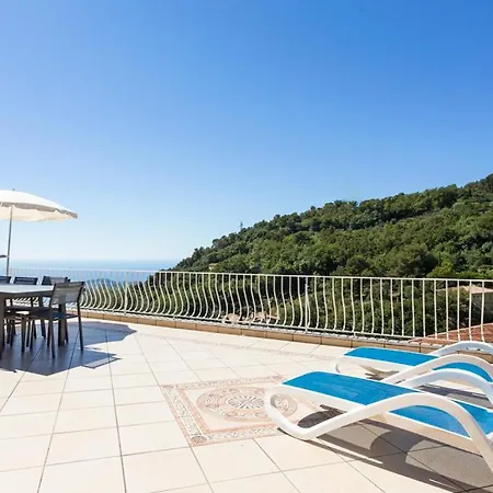 Villefranche-sur-mer Sleeps 10 Pool Air Con Villa