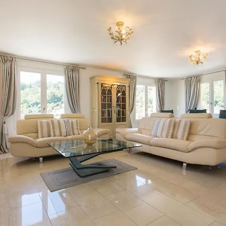 Вилла Villefranche-sur-mer Sleeps 10 Pool Air Con *